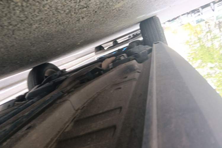 Used Peugeot 2008 2014 1.6L Manual Fashion Edition Chassis Front Right