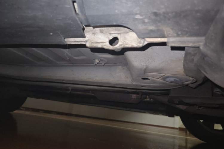 Used Peugeot 2008 2014 1.6L Automatic Fashion Edition Chassis Front Right