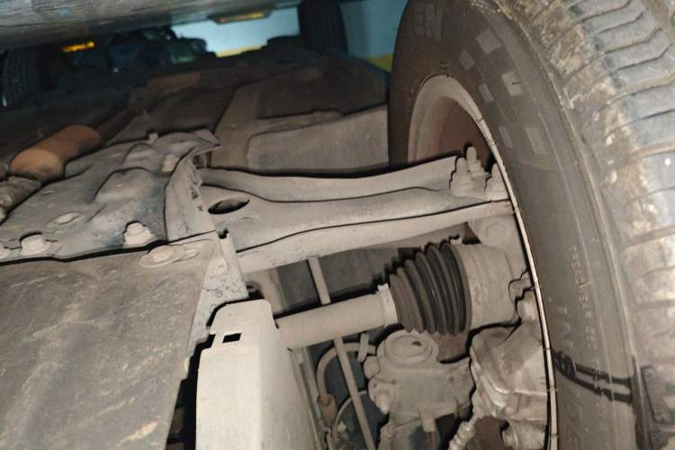 Used Peugeot 2008 2014 1.6L Automatic Trend Edition Chassis Front Right
