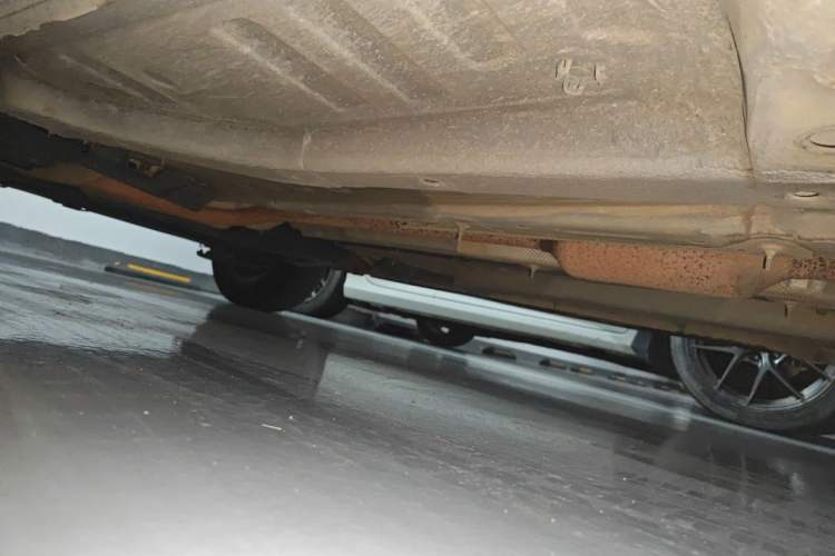 Used Peugeot 2008 2014 1.6L Automatic Trend Edition Chassis Front Right