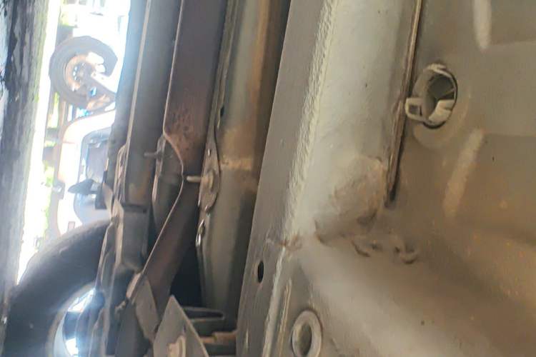 Used Peugeot 2008 2014 1.6L Automatic Trend Edition Chassis Front Right