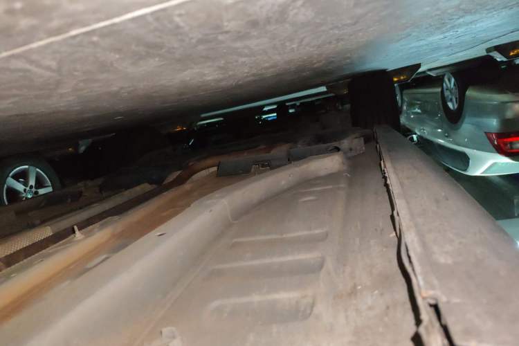 Used Peugeot 2008 2014 1.6L Automatic Fashion Edition Chassis Front Right