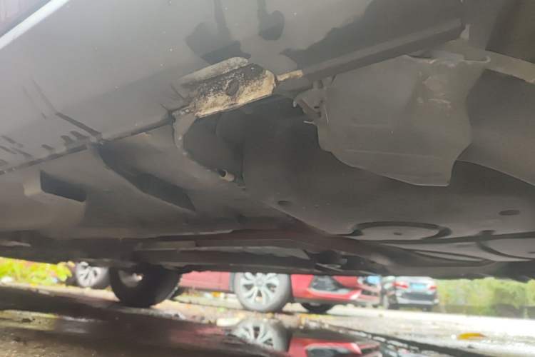 Used Peugeot 2008 2014 1.6L Automatic Fashion Edition Chassis Rear Left