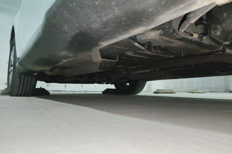 Used Peugeot 2008 2014 1.6L Automatic Fashion Edition Chassis Rear Left