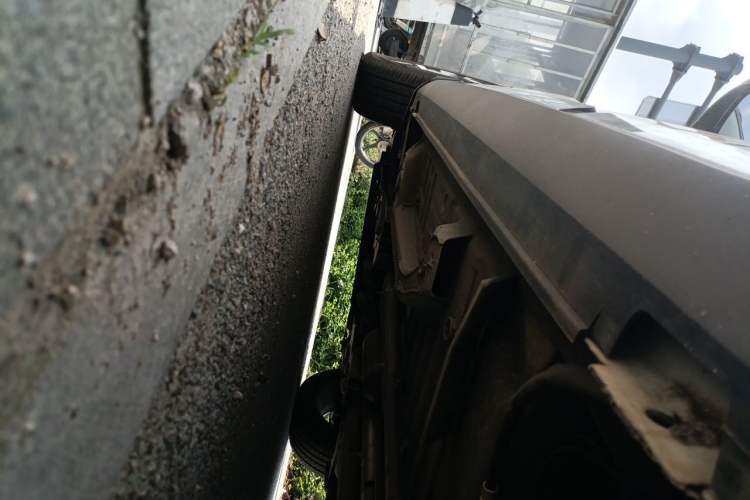 Used Peugeot 2008 2014 1.6L Automatic Navigation Edition Chassis Rear Left