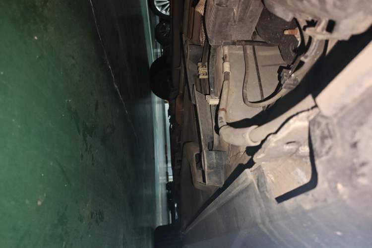 Used Peugeot 2008 2014 1.6L Manual Trend Edition Chassis Rear Right