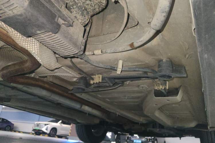 Used Peugeot 2008 2014 1.6L Manual Trend Edition Chassis Rear Right