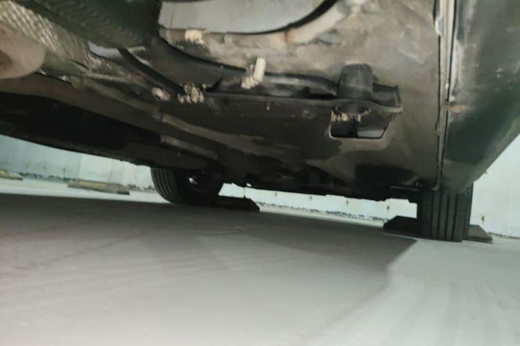 Used Peugeot 2008 2014 1.6L Automatic Fashion Edition Chassis Rear Right