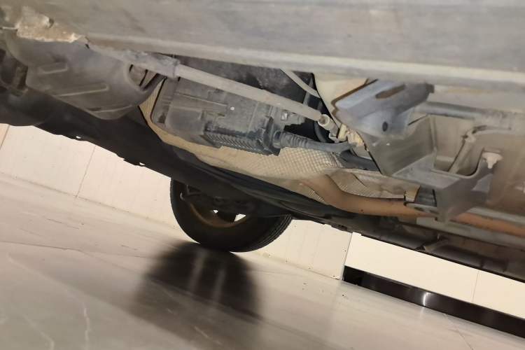 Used Peugeot 2008 2014 1.6L Automatic Fashion Edition Chassis Rear Right