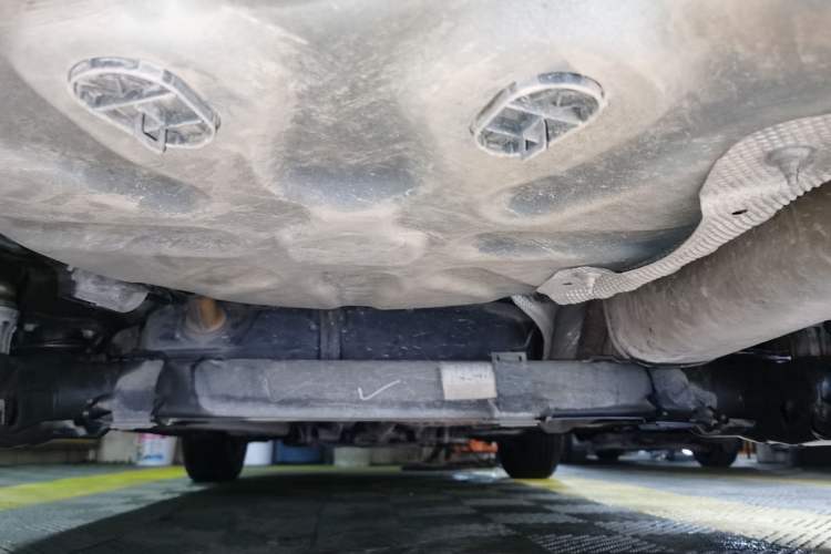 Used Peugeot 2008 2014 1.6L Automatic Trend Edition Chassis Rear