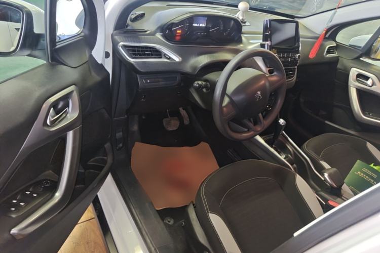 Used Peugeot 2008 2014 1.6L Automatic Trend Edition Driver Seat