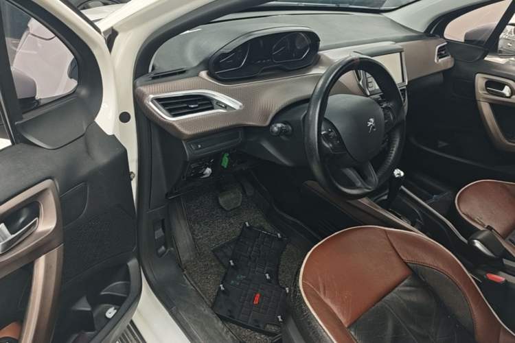 Used Peugeot 2008 2014 1.6L Automatic Fashion Edition Driver Seat