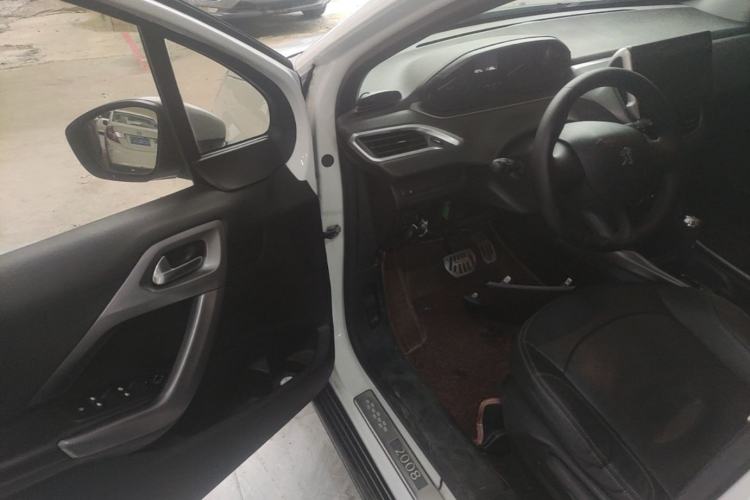 Used Peugeot 2008 2014 1.6L Automatic Trend Edition Driver Seat
