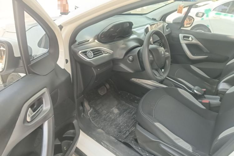 Used Peugeot 2008 2014 1.6L Automatic Trend Edition Driver Seat