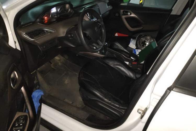 Used Peugeot 2008 2014 1.6L Automatic Fashion Edition Driver Seat