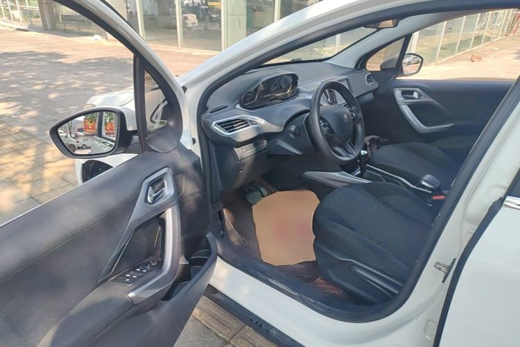 Used Peugeot 2008 2014 1.6L Automatic Fashion Edition Driver Seat