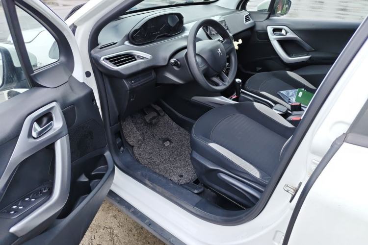 Used Peugeot 2008 2014 1.6L Automatic Trend Edition Driver Seat