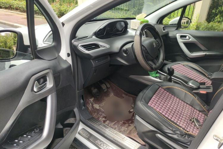 Used Peugeot 2008 2014 1.6L Manual Fashion Edition Driver Seat