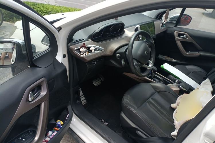 Used Peugeot 2008 2014 1.6L Automatic Navigation Edition Driver Seat