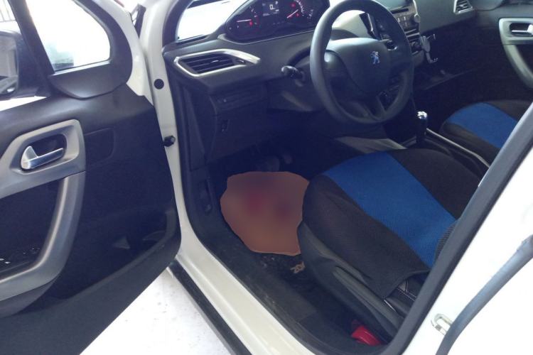 Used Peugeot 2008 2014 1.6L Automatic Trend Edition Driver Seat