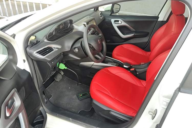 Used Peugeot 2008 2014 1.6L Automatic Fashion Edition Driver Seat