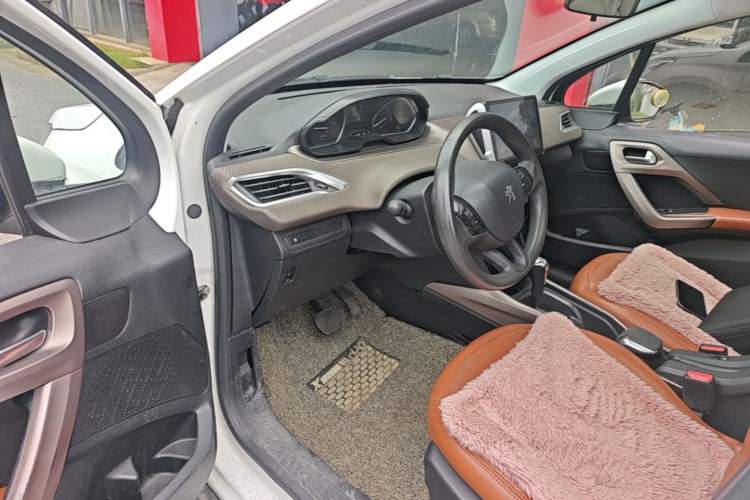 Used Peugeot 2008 2014 1.6L Automatic Fashion Edition Driver Seat