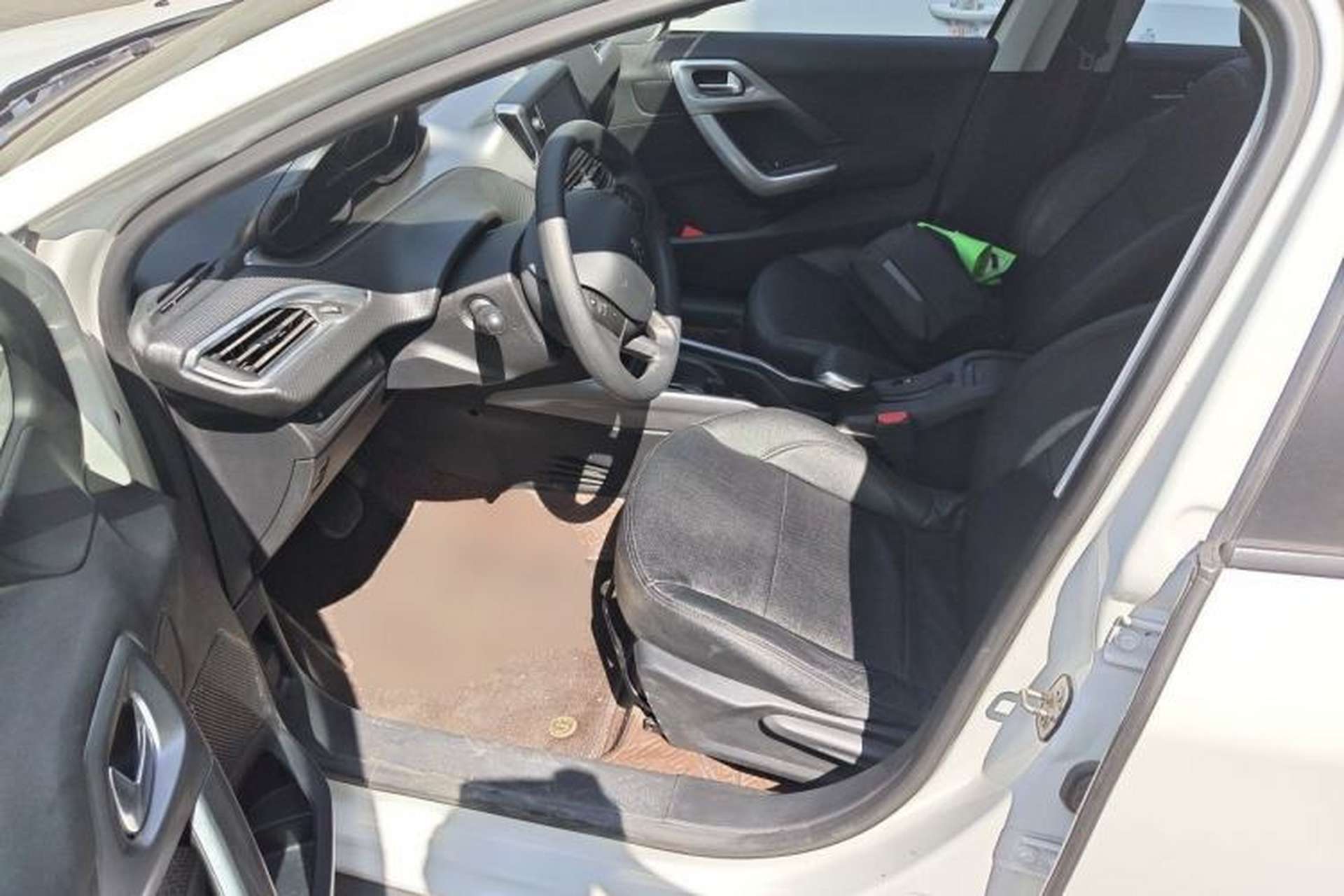 Used Peugeot 2008 2014 1.6L Automatic Fashion Edition Driver Seat