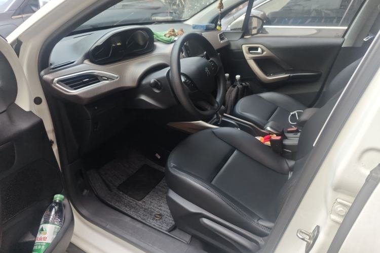 Used Peugeot 2008 2014 1.6L Automatic Fashion Edition Driver Seat