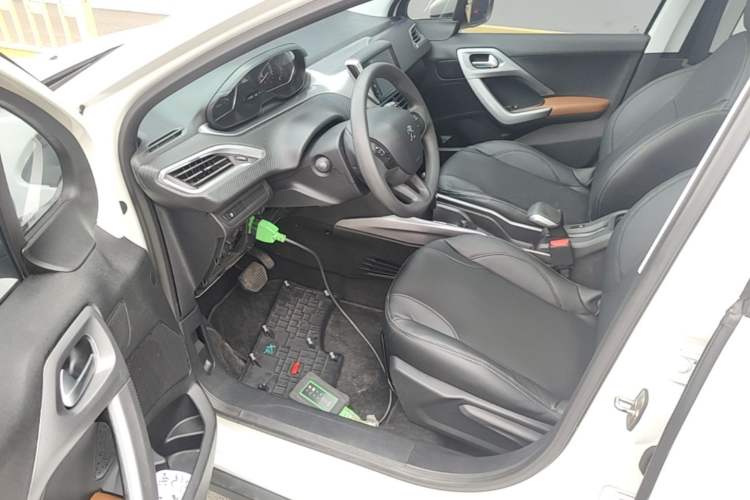 Used Peugeot 2008 2014 1.6L Automatic Fashion Edition Driver Seat