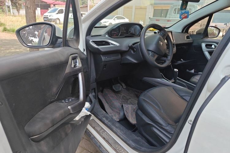 Used Peugeot 2008 2014 1.6L Automatic Fashion Edition Driver Seat