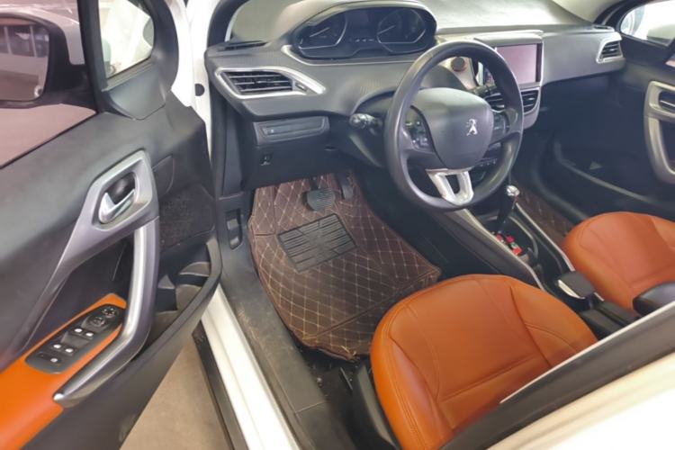 Used Peugeot 2008 2014 1.6L Automatic Fashion Edition Driver Seat