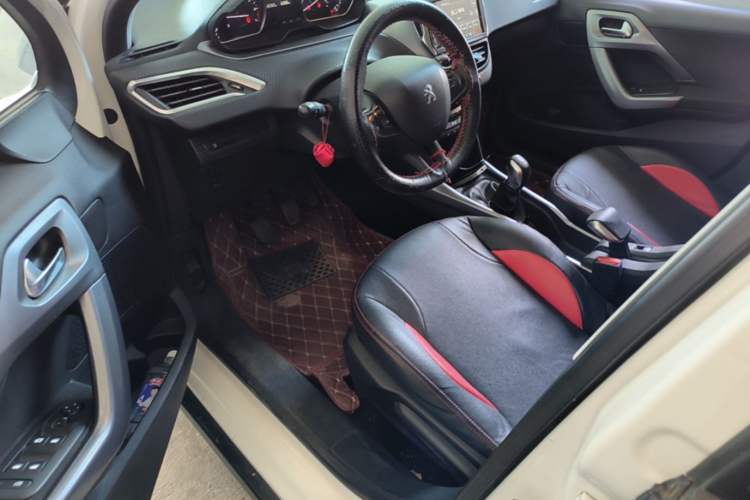 Used Peugeot 2008 2014 1.6L Manual Fashion Edition Driver Seat