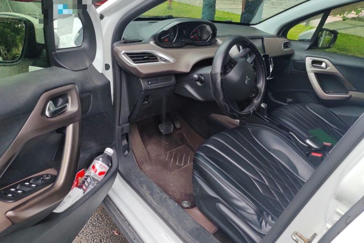 Used Peugeot 2008 2014 1.6L Automatic Fashion Edition Driver Seat
