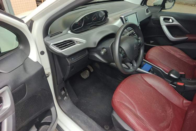 Used Peugeot 2008 2014 1.6L Automatic Fashion Edition Driver Seat