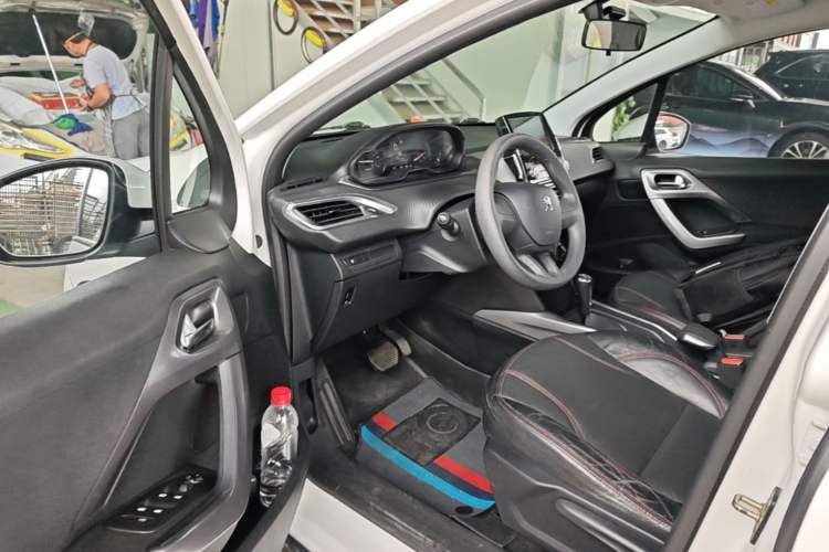 Used Peugeot 2008 2014 1.6L Automatic Trend Edition Driver Seat