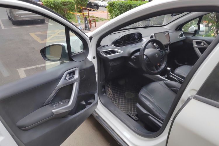 Used Peugeot 2008 2014 1.6L Automatic Fashion Edition Driver Seat