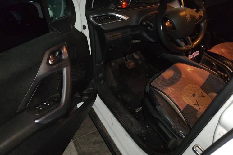 Used Peugeot 2008 2014 1.6L Automatic Fashion Edition Driver Seat