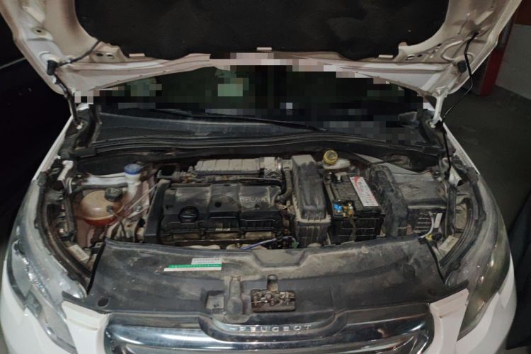 Used Peugeot 2008 2014 1.6L Automatic Fashion Edition Engine Bay