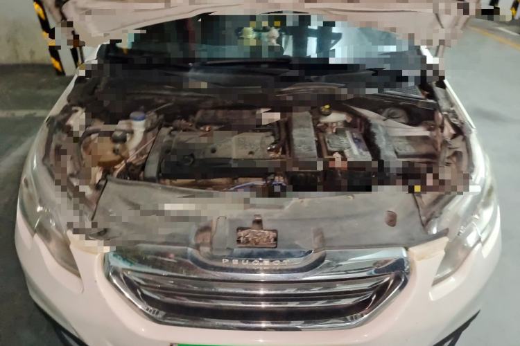 Used Peugeot 2008 2014 1.6L Automatic Fashion Edition Engine Bay