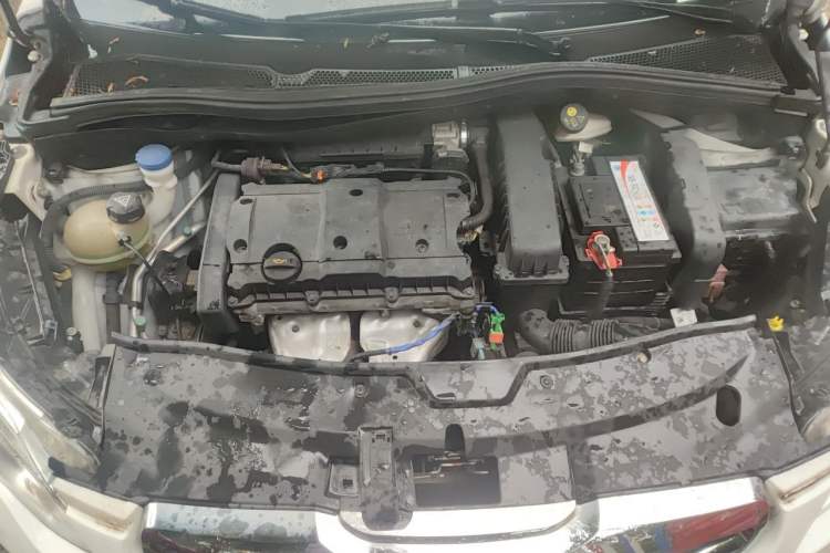 Used Peugeot 2008 2014 1.6L Automatic Fashion Edition Engine Bay