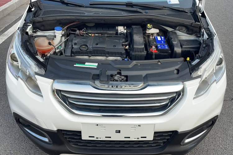 Used Peugeot 2008 2014 1.6L Automatic Fashion Edition Engine Bay