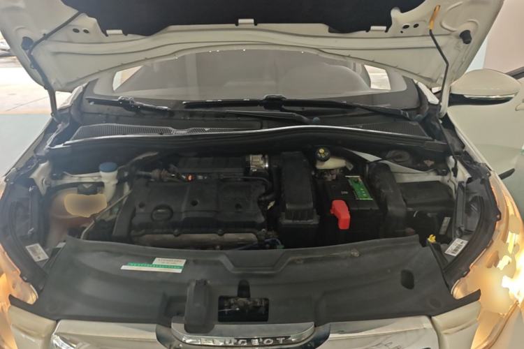Used Peugeot 2008 2014 1.6L Automatic Trend Edition Engine Bay