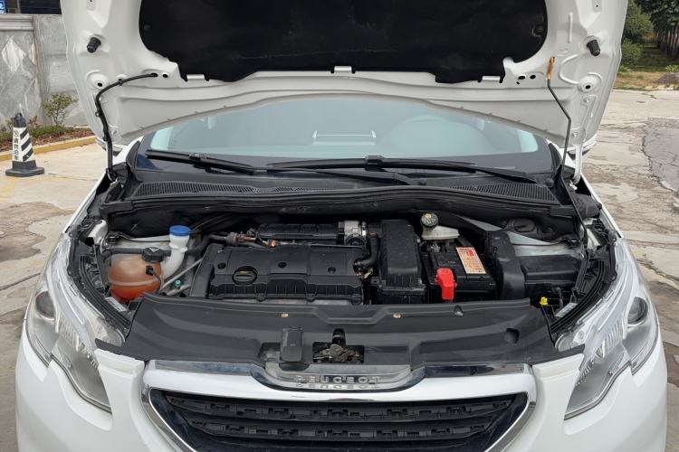 Used Peugeot 2008 2014 1.6L Automatic Trend Edition Engine Bay