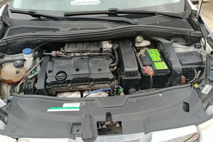 Used Peugeot 2008 2014 1.6L Automatic Fashion Edition Engine Bay