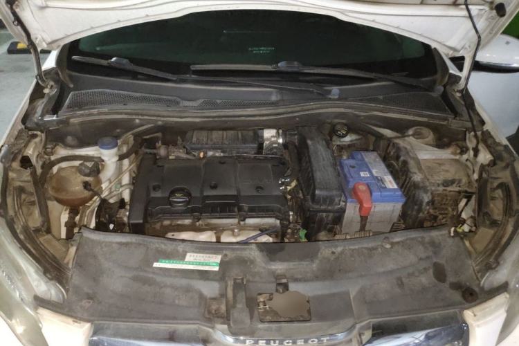 Used Peugeot 2008 2014 1.6L Automatic Fashion Edition Engine Bay