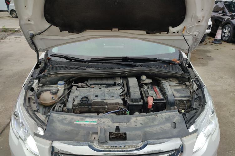 Used Peugeot 2008 2014 1.6L Manual Fashion Edition Engine Bay