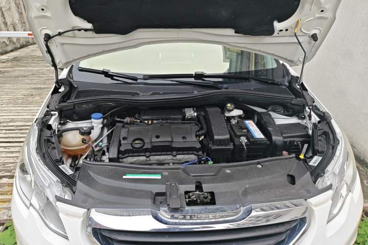 Used Peugeot 2008 2014 1.6L Automatic Trend Edition Engine Bay