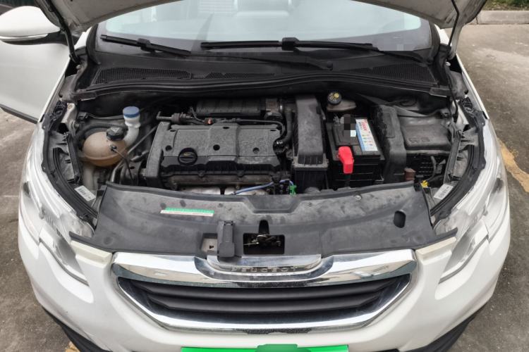 Used Peugeot 2008 2014 1.6L Automatic Trend Edition Engine Bay