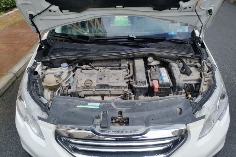 Used Peugeot 2008 2014 1.6L Manual Fashion Edition Engine Bay