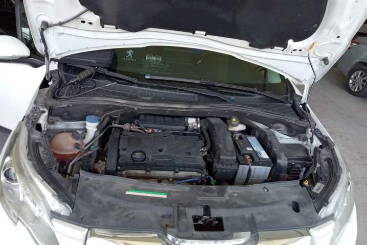 Used Peugeot 2008 2014 1.6L Automatic Trend Edition Engine Bay